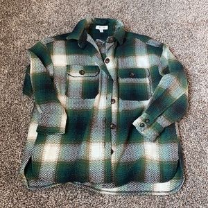 NWT Flannel shacket size small